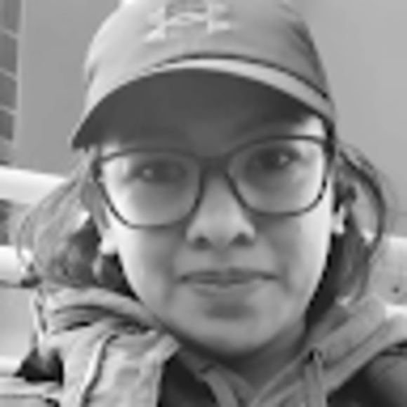 Meet your Posher, Leah - Picture 1 of 1